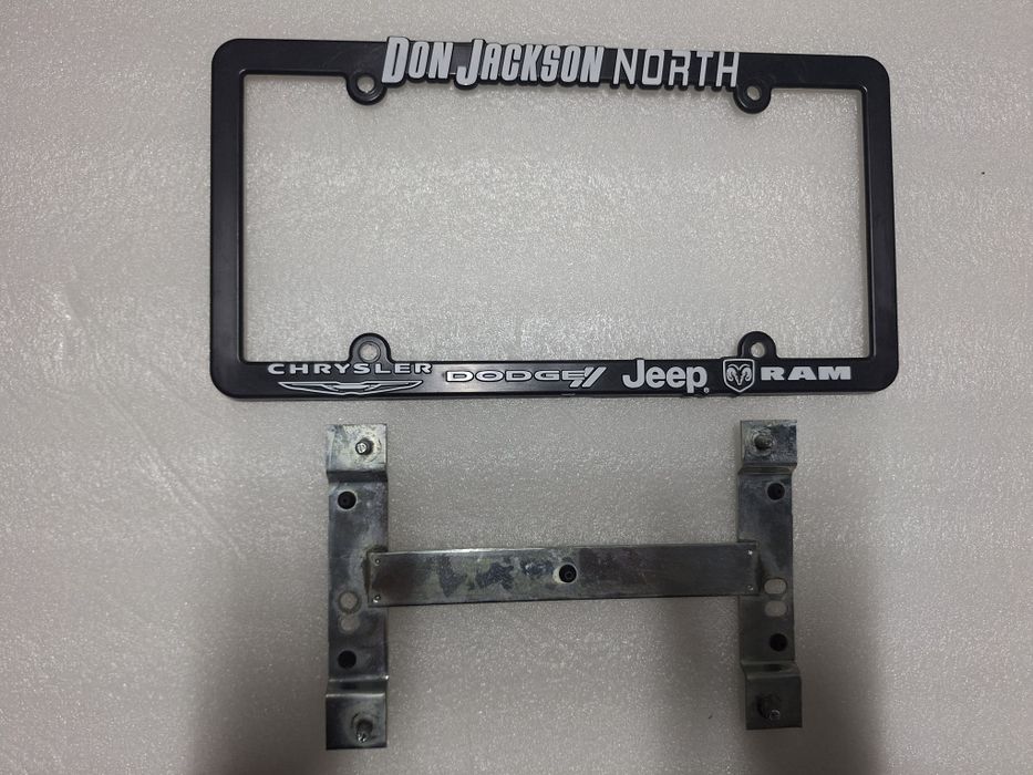 Рамка для номерів Америка,стан хороший.