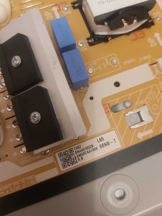 Samsung Q-led 65 cali uszkodzona matryca