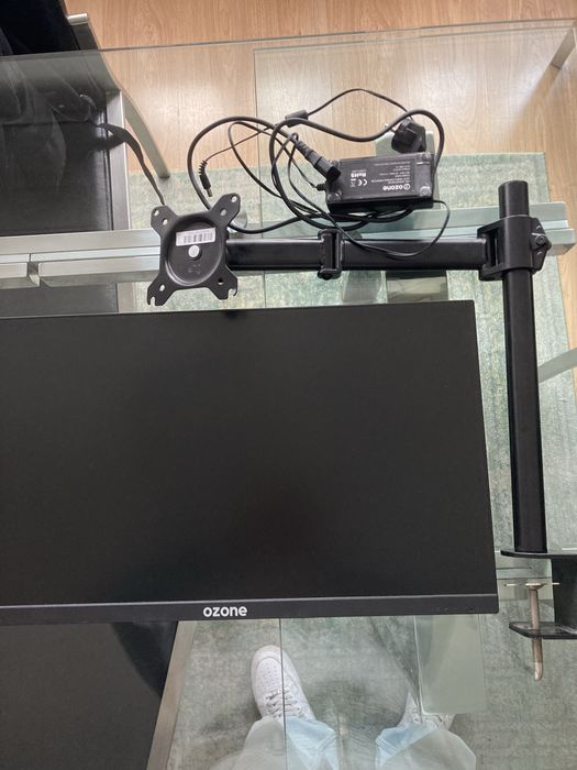 Monitor Ozone 144hz + braço de monitor
