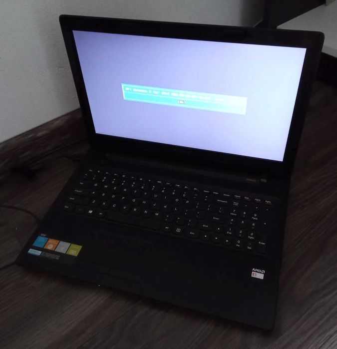 Sprzedam laptop Lenovo 15'' - 15.9""
