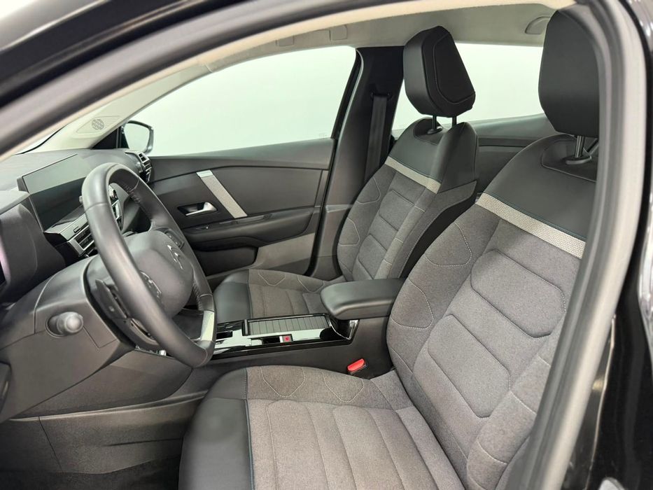 Citroën C4 X 1.2 PureTech Plus EAT8