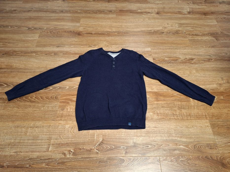 Sweter Reserved. Roz M