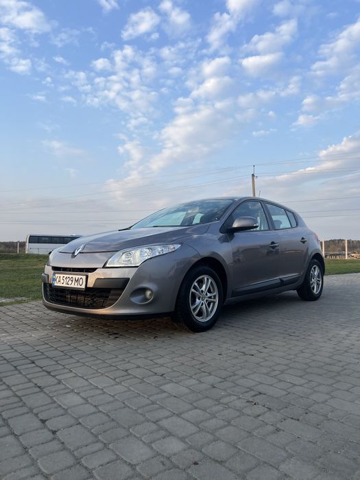 Renault Megane 3 2011 1.5 dCi | 250 тис. км | Без вкладень