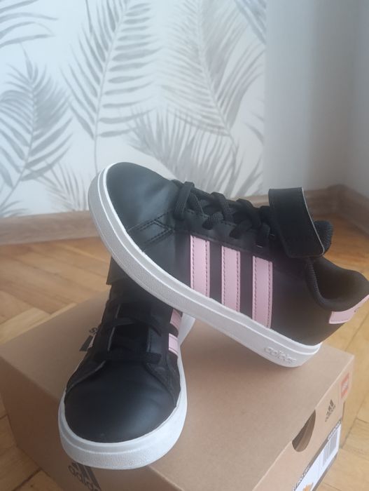 Кроссовки Adidas , дитячі кросівки оригинал