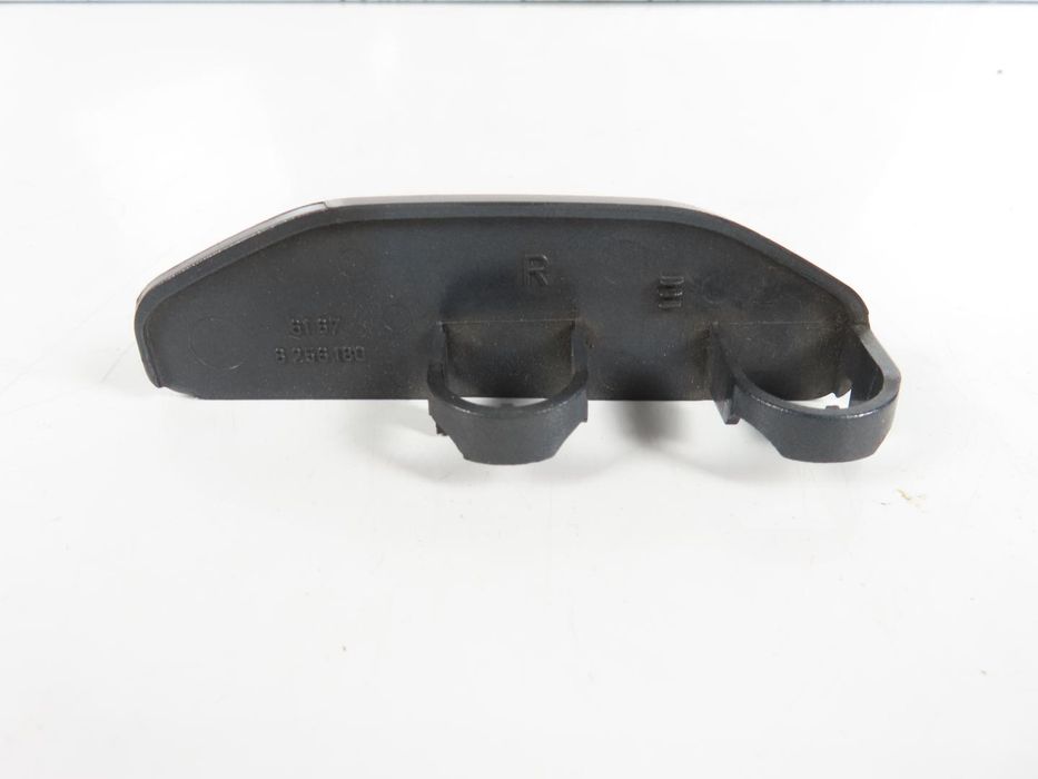Esguicho Do Farol Bmw 3 Convertible Ref: 61677066844 / 8256180
