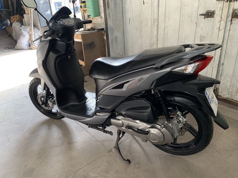 Продам скутер SYM150 SR