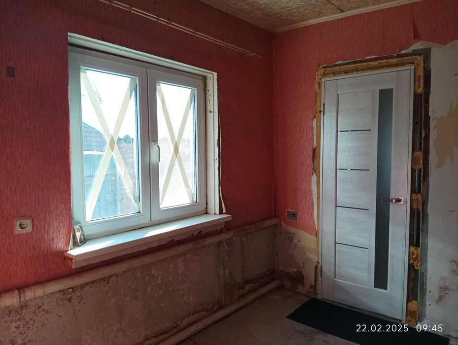 Продам.. дом в Мерефе (р-н Артёмовка).