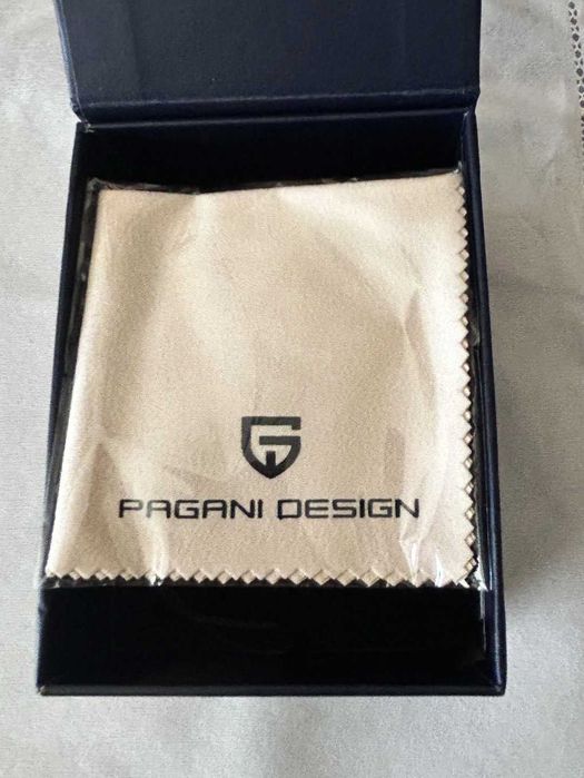 Relógio Pagani Design