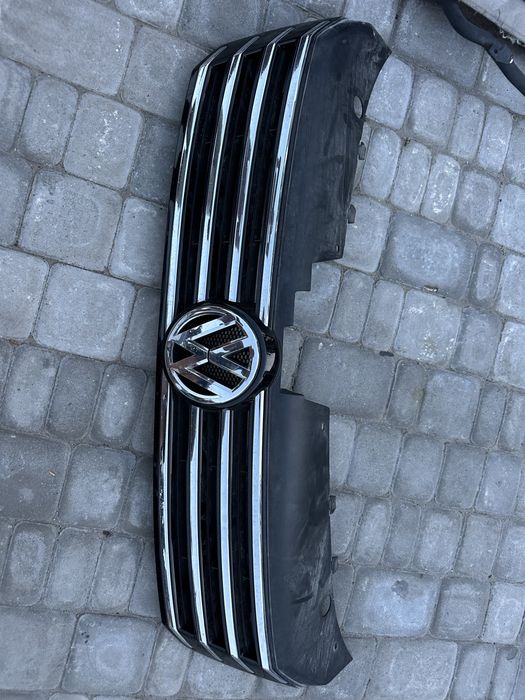 Решітка радіатора, гриль, центральна решітка Volkswagen T5 Хром