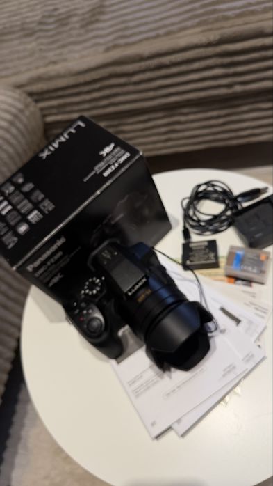 Panasonic Lumix FZ300 aparat 4K