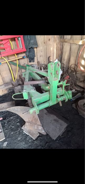 Плуги 2 корпуса