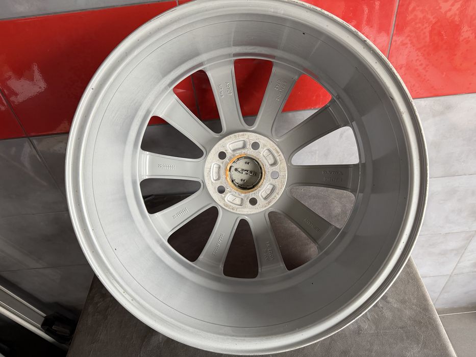 Felgi 18 5x108 Volvo XC40 XC60 S60 S80 V60 ORYGINAŁ