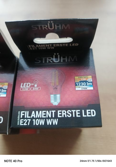 Żarówki STRUHM E27 , 10 W, 2700 K - 10 szt