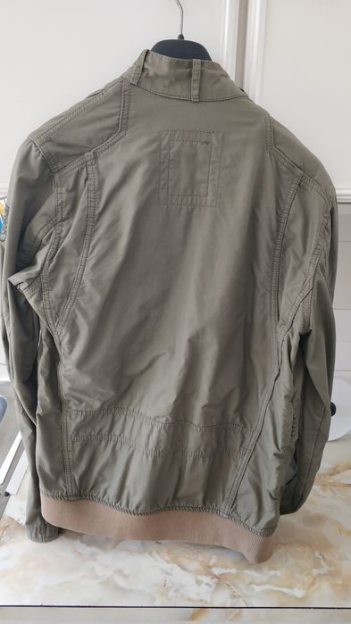 Casaco da Xdye (Pull and Bear) - S