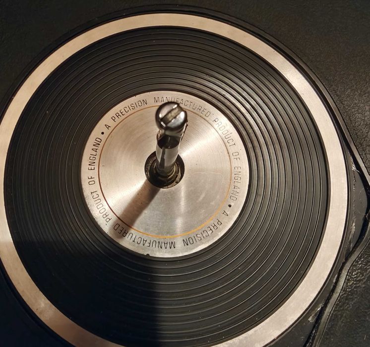 Fiesta Music Centre 20 (Gira Discos, Leitor de Cassete e Rádio)