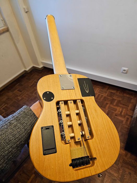 Guitarra de viagem + estojo - Travel  Guitar + Case