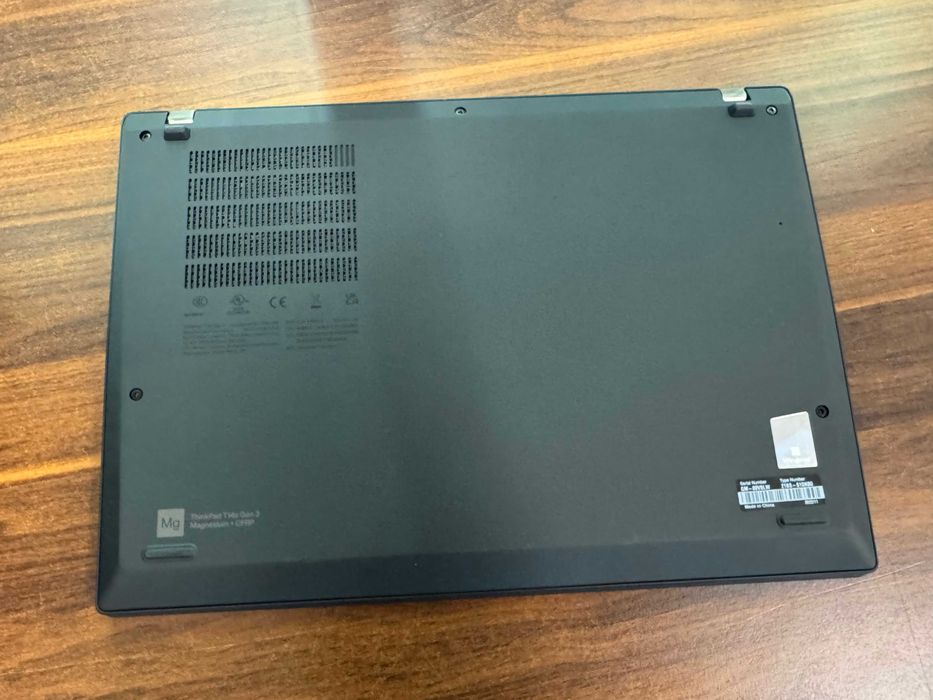 Laptop Lenovo ThinkPad T14S Gen 3 14 " Intel Core i5 16 GB / 512 GB