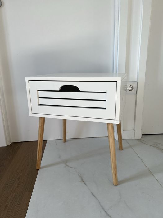 Mesa De cabeceira Branca e Madeira Bambu Jysk