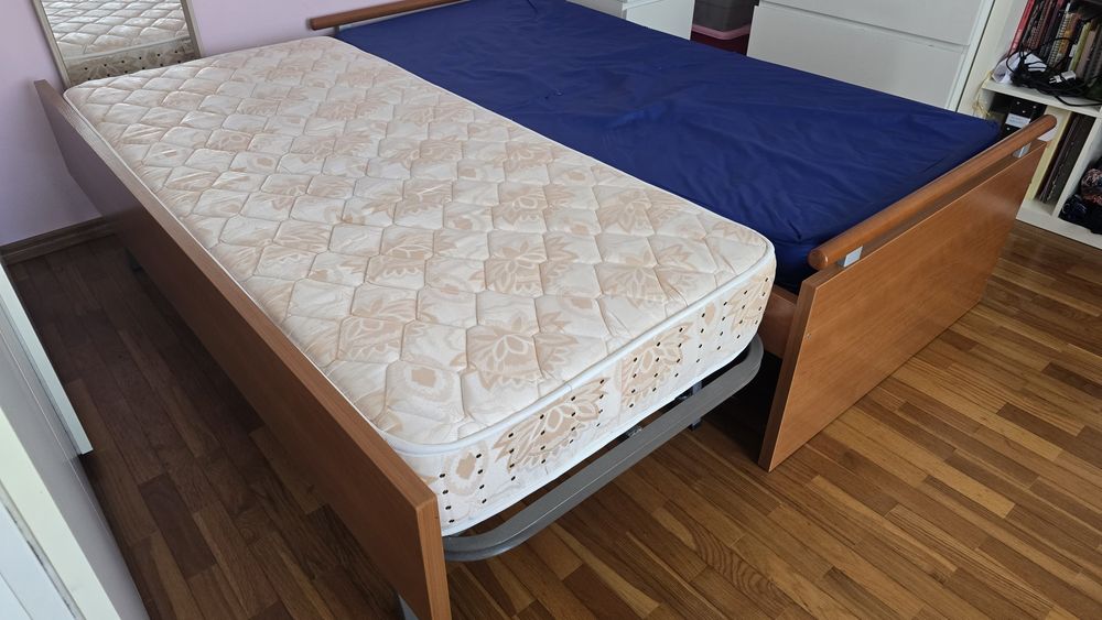 Cama individual com gaveta integrada e dois colchões