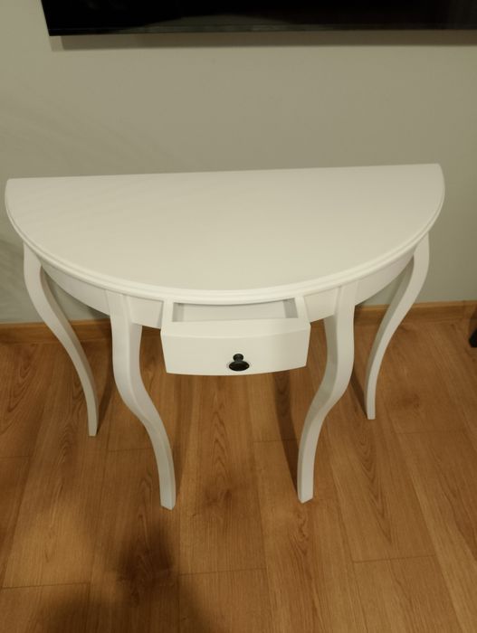 Stolik konsola przyścienna