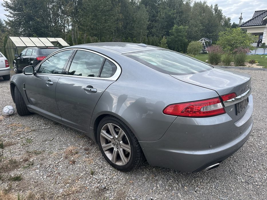 Jaguar XF 3.0d Uszkodzony silnik
