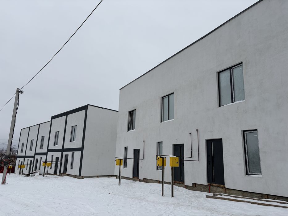 Продаж таунхауса з ремонтом від забудовника! Поруч ТЦ, АТБ, транспорт