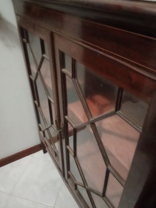 Vitrine móvel com35 anos bom Estado