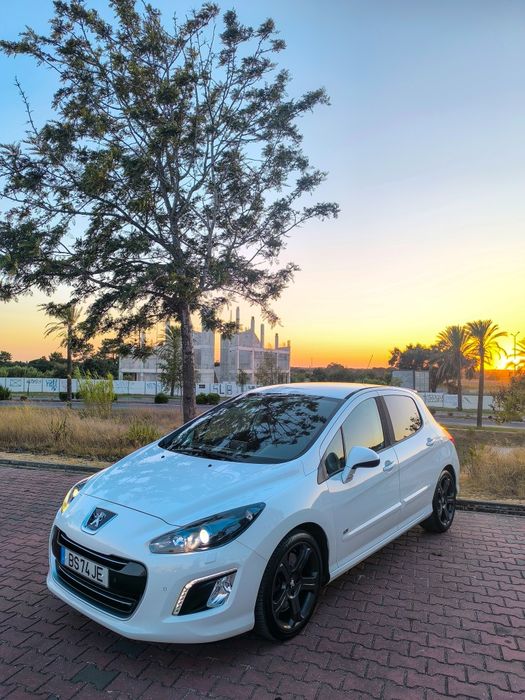 Peugeot 308 GTi 1.6 THP (200 cv) – Imaculado | Bi-Xénon | Mecânica Totalmente Renovada