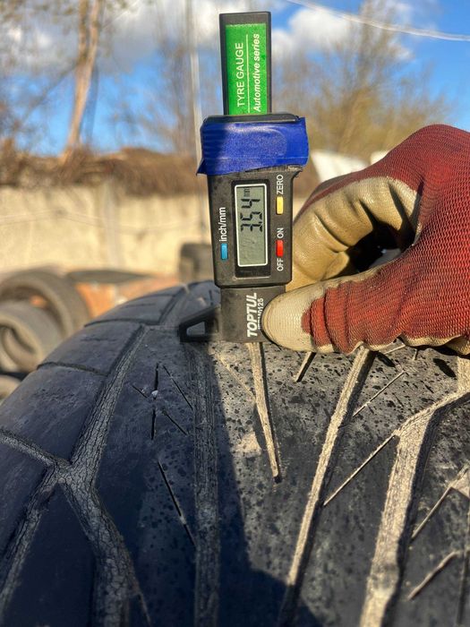 Комплект шин Toyo 255/55 R18