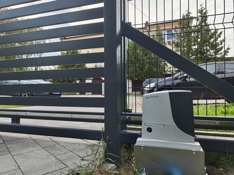 Napędy do bram dwuskrzydlowych i przesuwnych. Sprzedaz i montaż.