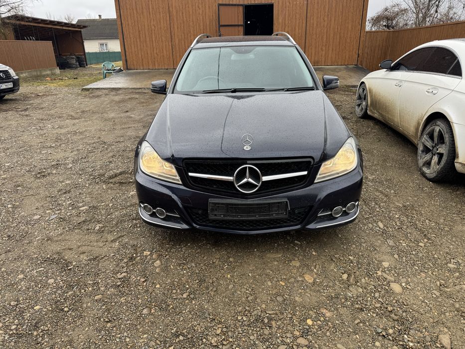 Захист днища коробки мотора акпп передні підкрилки mercedes w204