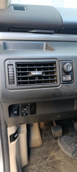 Nissan x-trail 2003 2.5 мк 4wd