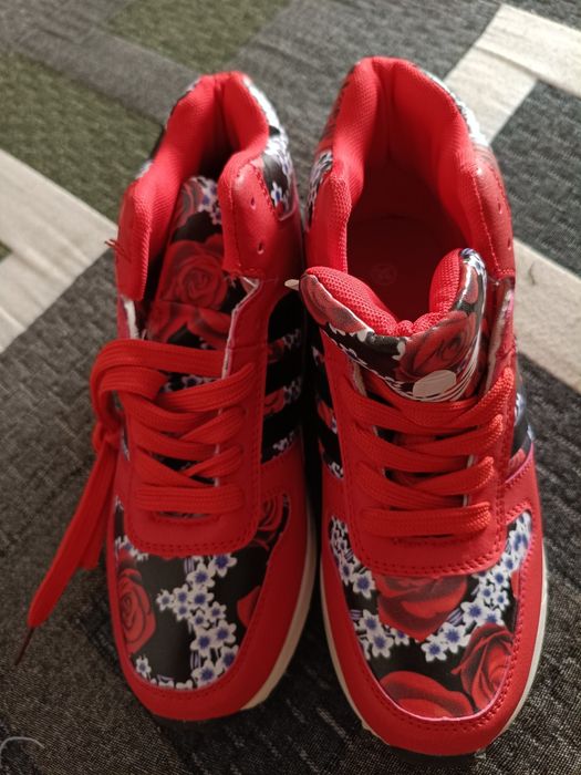Tênis adidas para colecionadores NOVO A EXTRIAR!