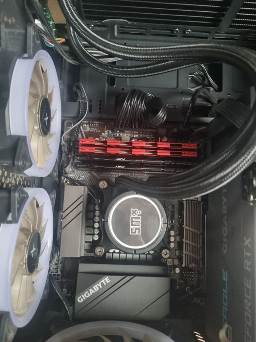 Komputer PC do gier i pracy i7-11700 / RTX-3060-12 gb / RAM 64 gb