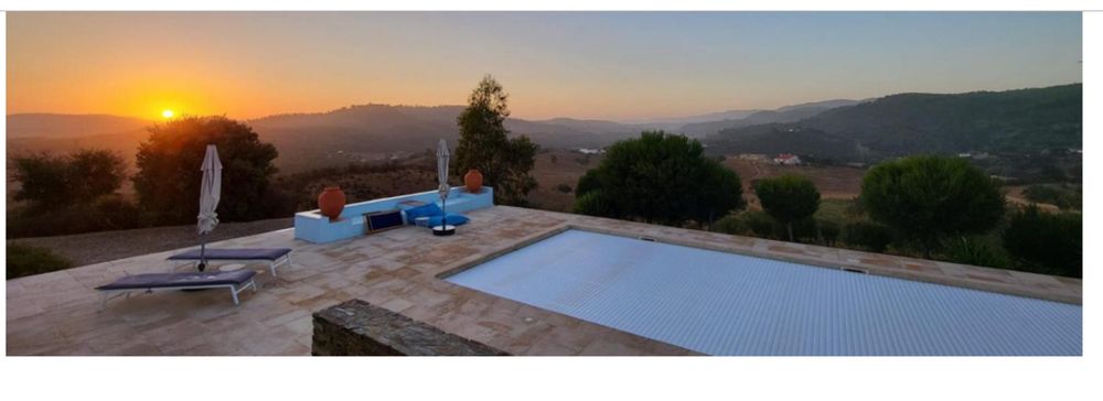 Beutiful pool covers Mergluho Salgado Piscinas e Spas
