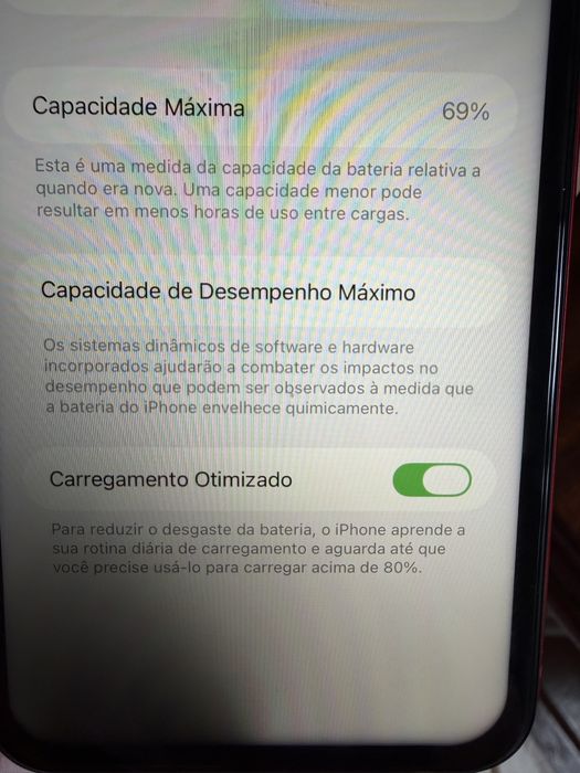 Iphone 11 vermelho