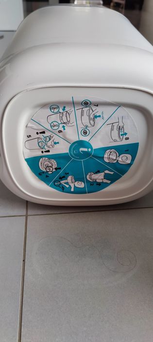 Balde de fraldas com recargas