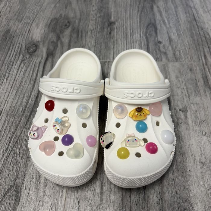 Crocs C13 z przypinkami Sanrio