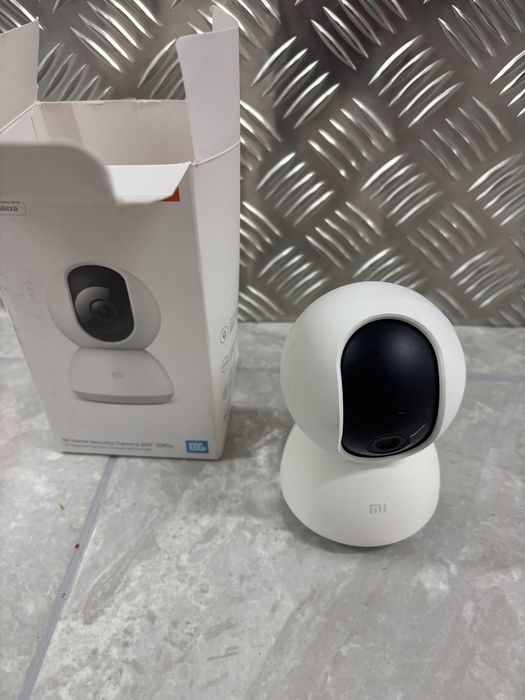 Câmara Xiaomi 360º 1080p Wi-Fi – Completa com Caixa e Acessórios