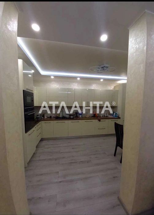 Трикімнатна квартира в ЖК Мальви