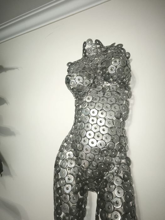Rzeźba  kobiety 3D metal, obraz 3D