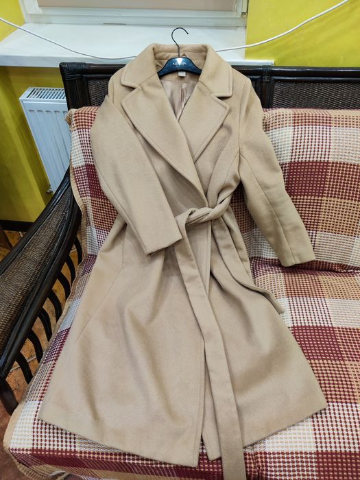 Пальто бежеве H&M 52р