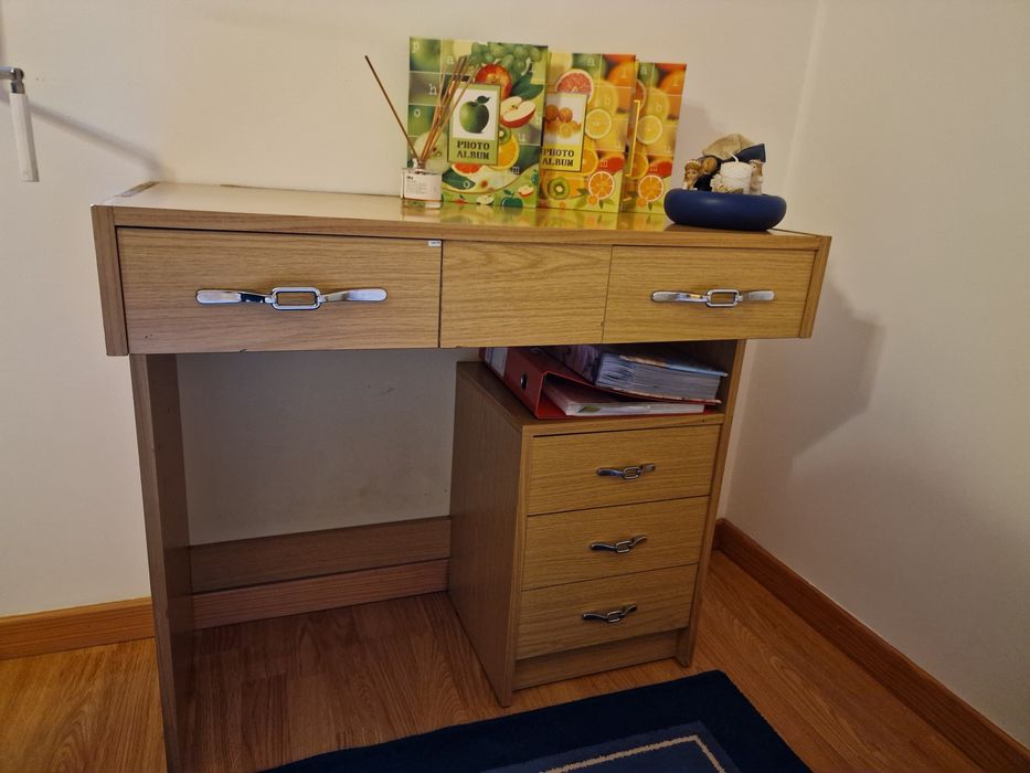 Quarto completo de solteiro