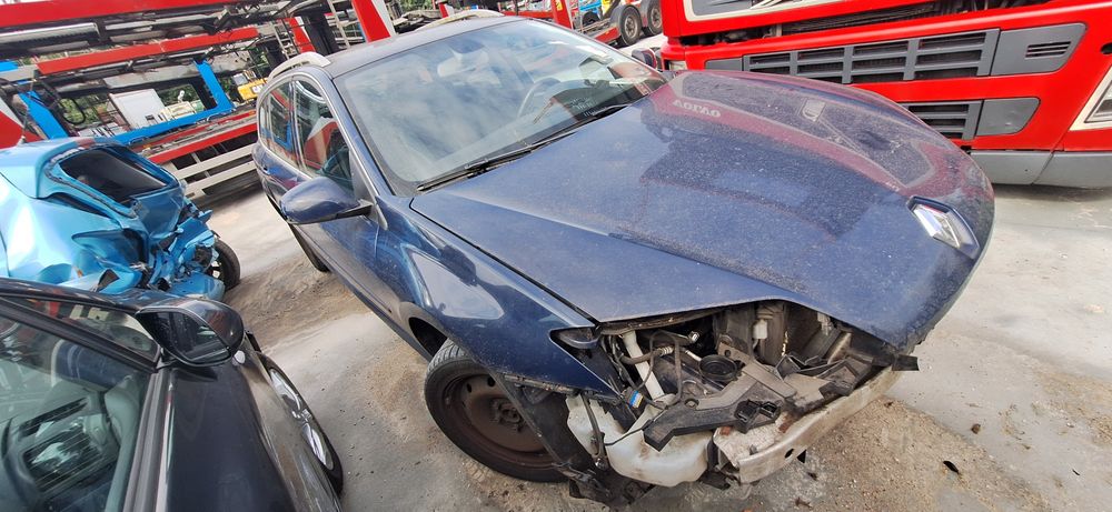 Renault Laguna III 2.0 16V 140 KM KOLOR DVD42