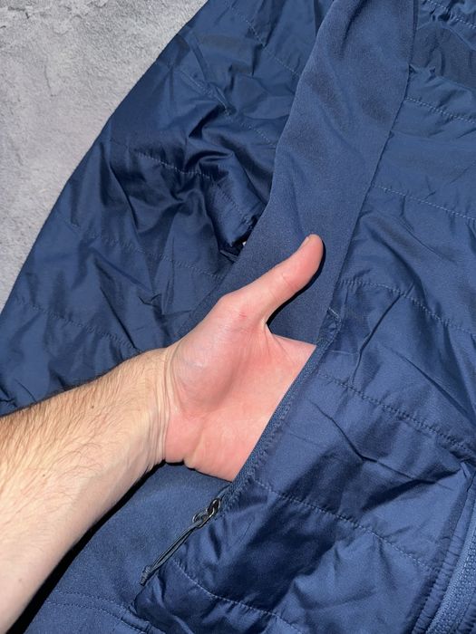 The north face TNF M синя жіноча куртка вітровка куртяк підкладка