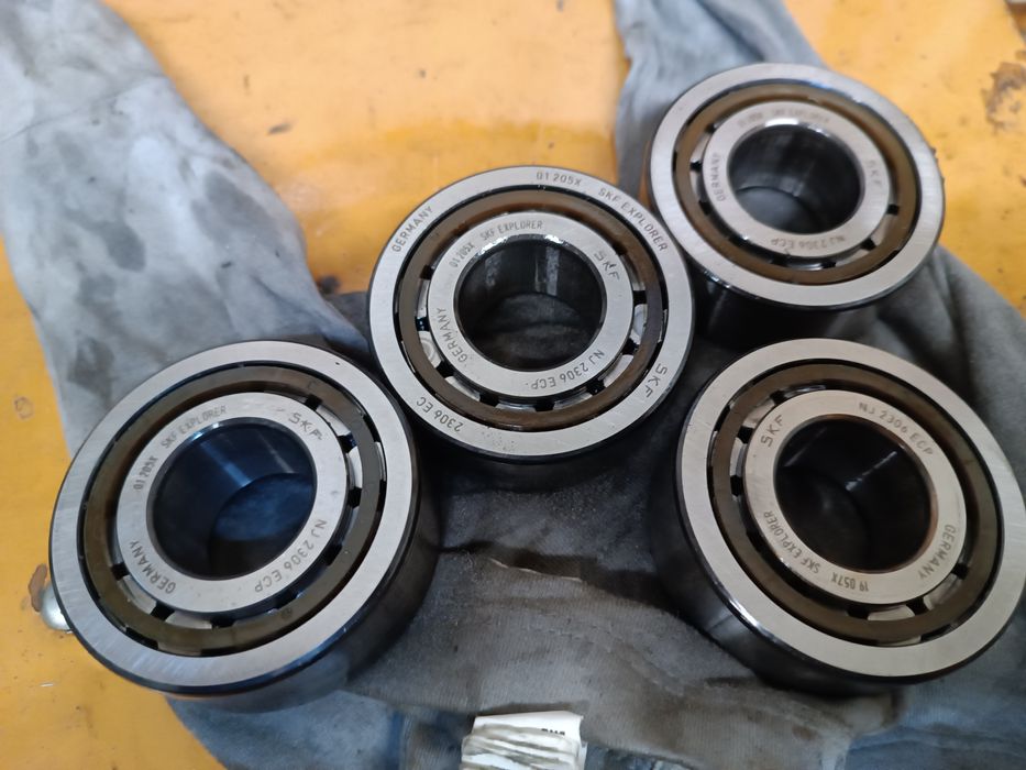 Łożysko łożyska SKF nj 2306 ecp