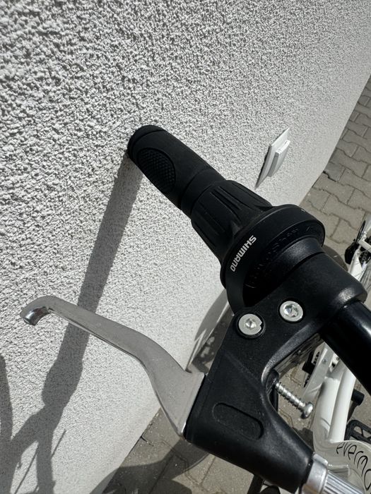 Rower miejski 28 cali przerzutki shimano jak nowy
