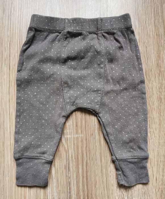 Spodnie niemowlęce legginsy Bout'chou dziewczynka 50