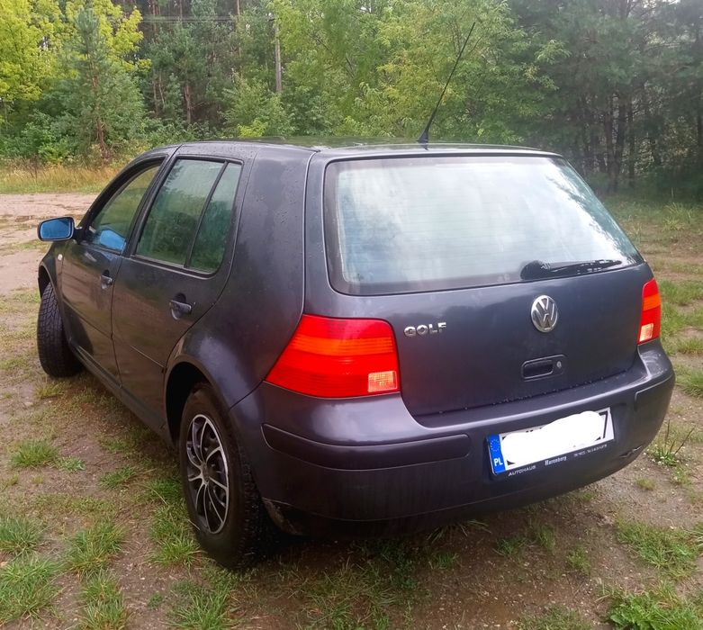 Vw Golf IV 1,4  2001 r. - stan bdb, serw, opłaty !