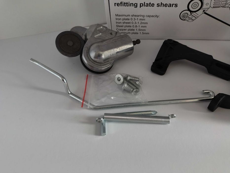 Adapter do cięcia blachy na wkrętarkę/ wiertarkę / Nożyce do blachy